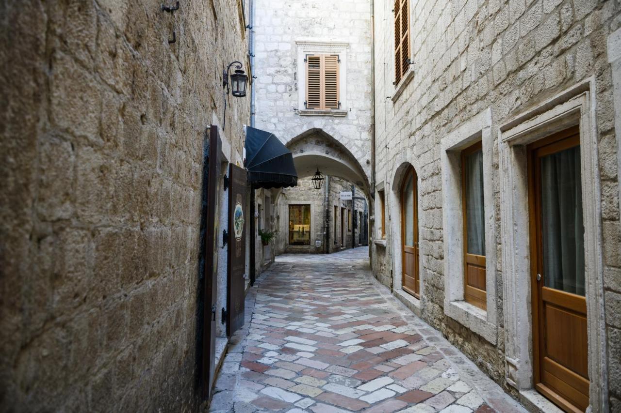 Apartmani Art Karampana Κότορ Εξωτερικό φωτογραφία