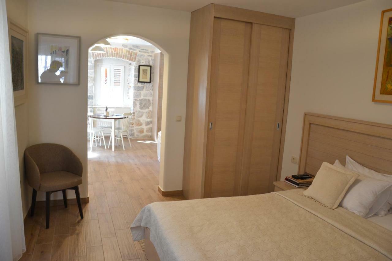Apartmani Art Karampana Κότορ Εξωτερικό φωτογραφία